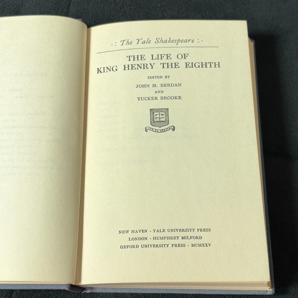 The Yale Shakespeare: The Life Of King‎ Henry the Eighth VIII (Hardcover, 1950s)